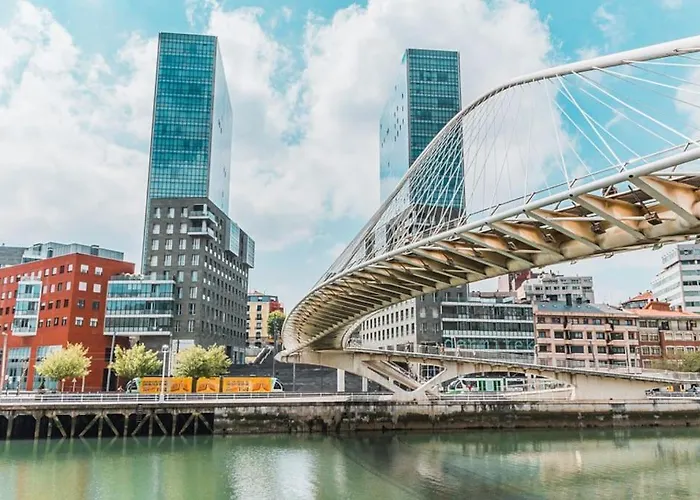 Familias Y Grupos - Muy Buena Ubicacion - *