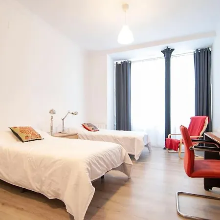 Familias Y Grupos - Muy Buena Ubicacion - Apartment *